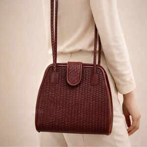 Vintage 1980s Warren Reed Structured Woven Leather Saddle Bag – Oxblood